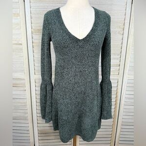 EXPRESS Chenille V Neck Sweater Dress with Bell Sleeves Evergreen-XS